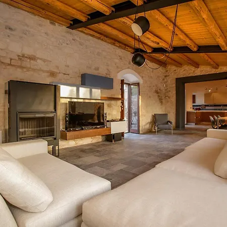 Villa Eteria *